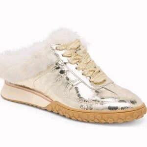 Dolce Vita Izzey Faux Fur Sneaker Platinum  Leather Size 8